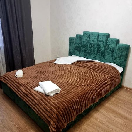 Port City Apartment Lutsk Luaran gambar