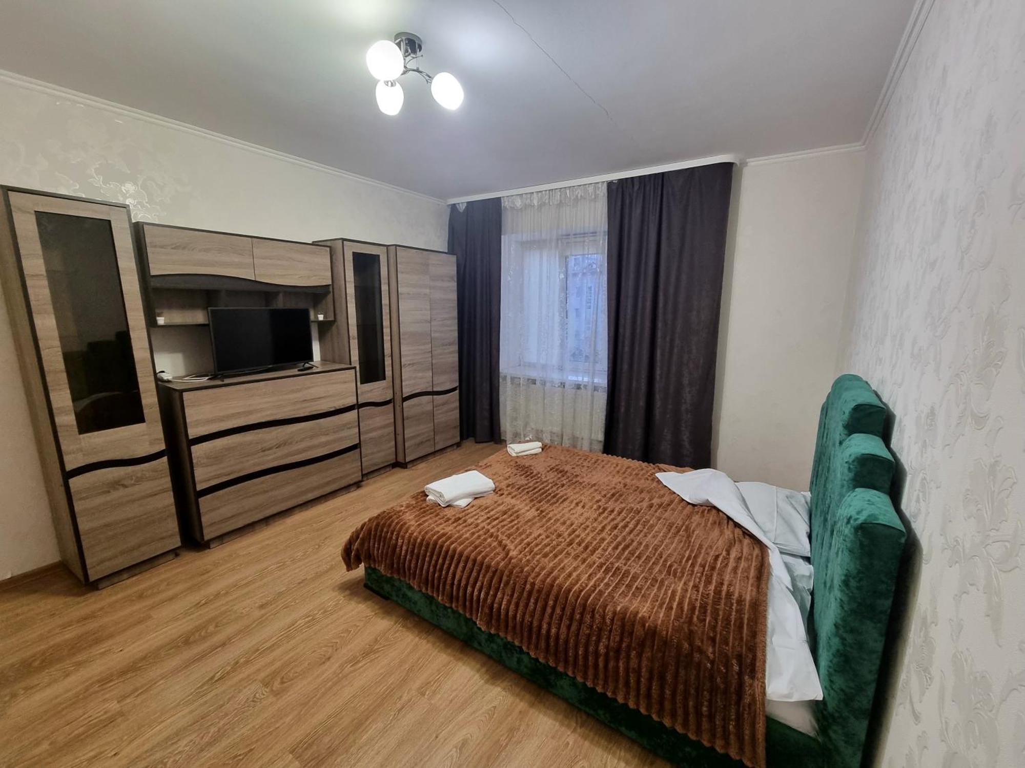 Port City Apartment Lutsk Luaran gambar
