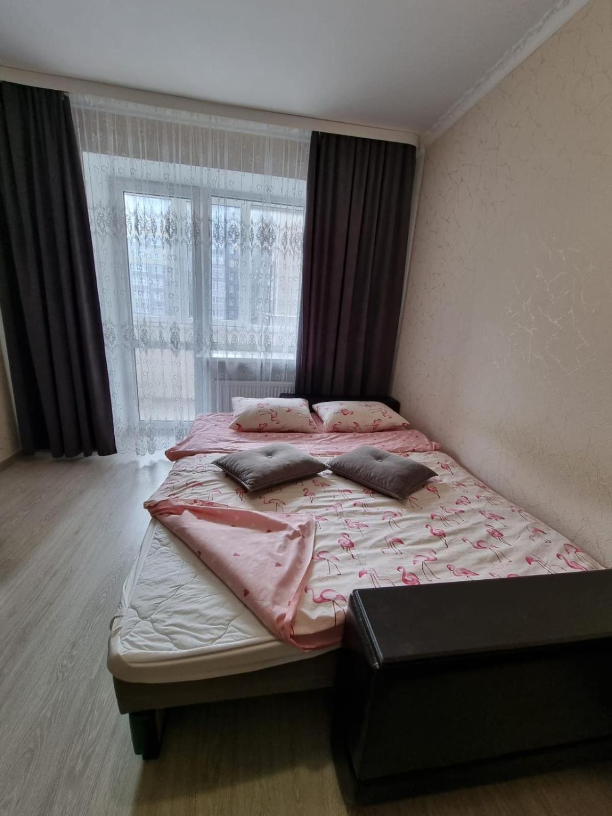 Port City Apartment Lutsk Luaran gambar